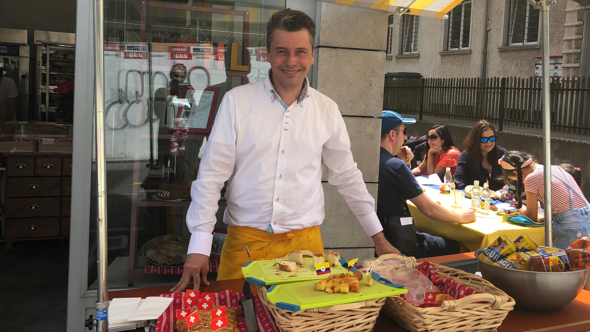 Gäste und Atmosphäre bei L'Areperia Zürich