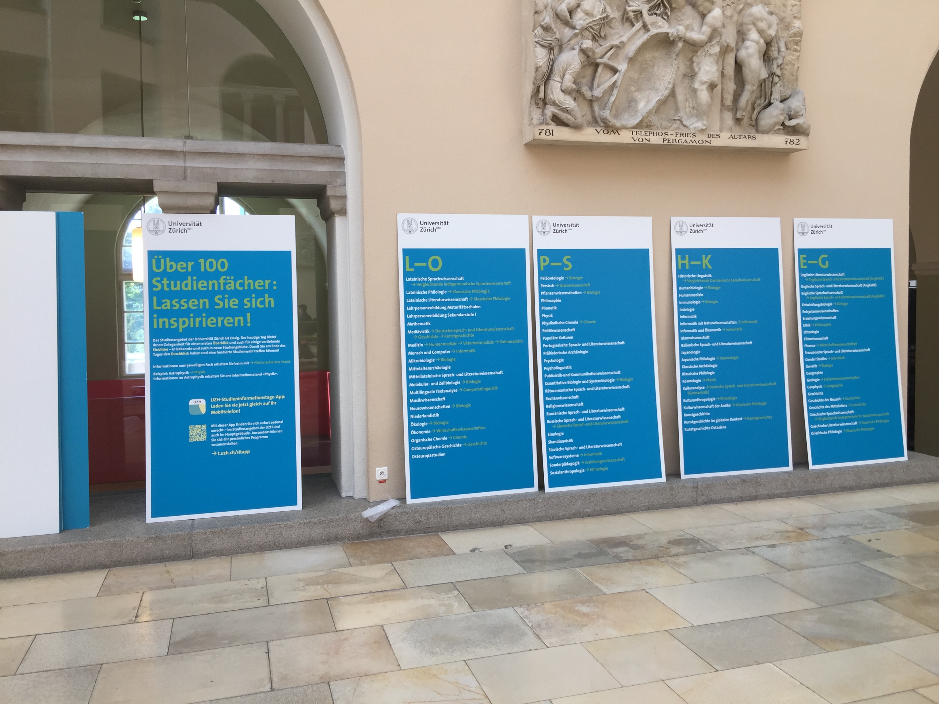 Signaletik und Besucherführung an der Universität Zürich
